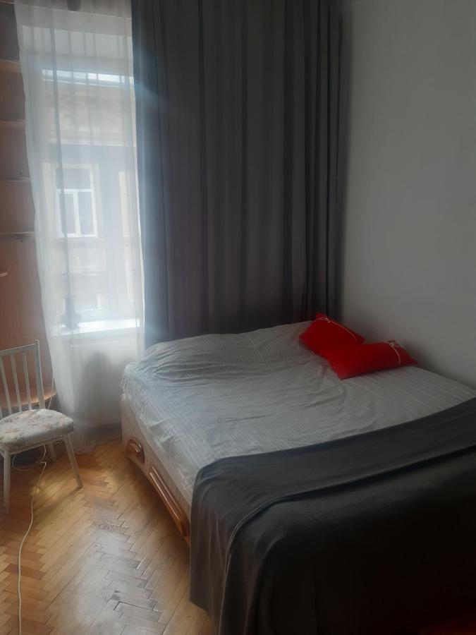 Квартира На Кулиша 41 Lviv Exteriör bild